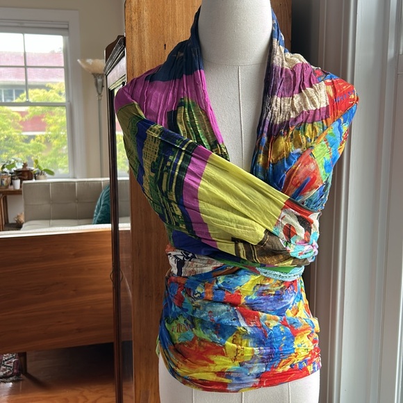 Cool Italian Scarf - Picture 6 of 11